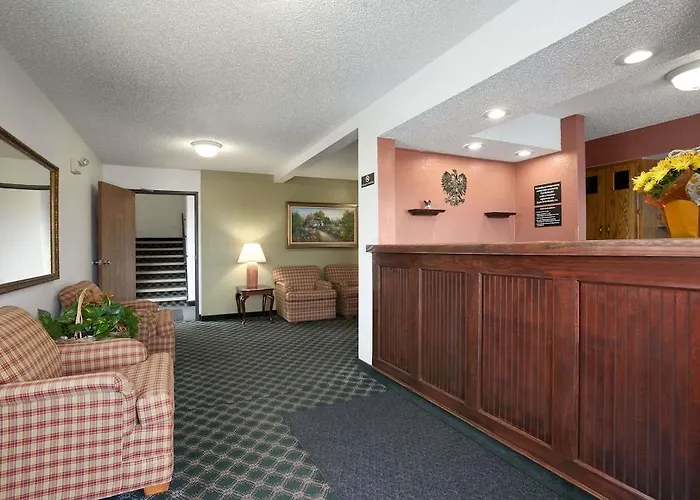 Super 8 By Wyndham Starved Rock State Park Hotel 2*