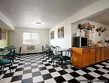 Super 8 By Wyndham Starved Rock State Park 2*